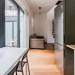 Urban Chic In Trendy Prenzlauer Berg Self-check-in *