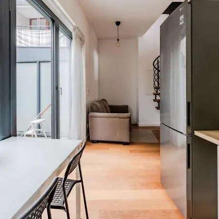 Urban Chic In Trendy Prenzlauer Berg Self-check-in *